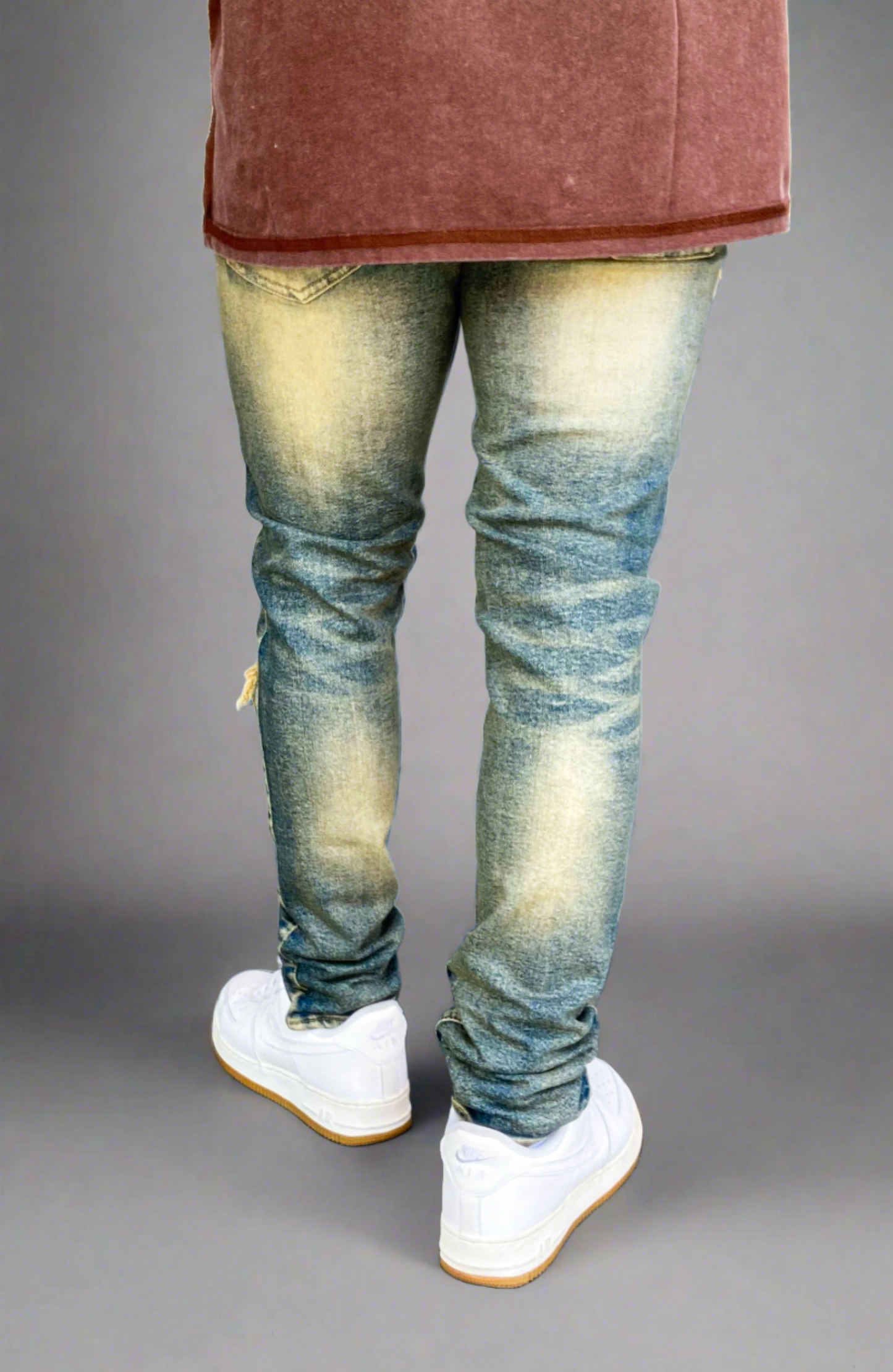 Rip & Repair V4 Jeans